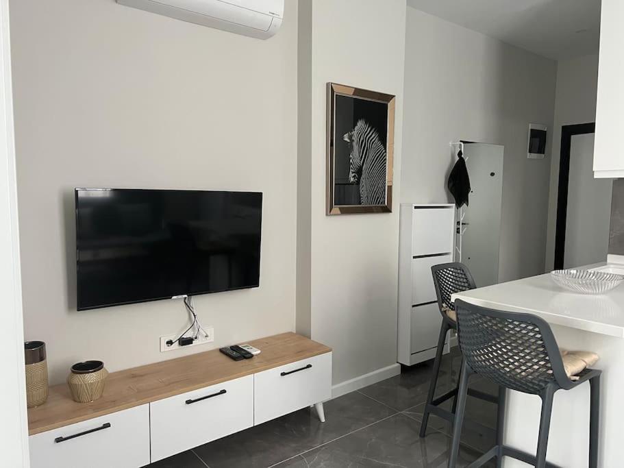 Camelia 2 Beautiful 1+1 On Cleopatra Apartment Alanya